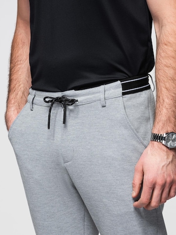 Ombre Slimfit Sporthose‌ in Grau