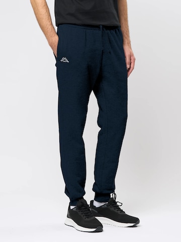 KAPPA Tapered Housut 'Caseri ' värissä sininen: etupuoli