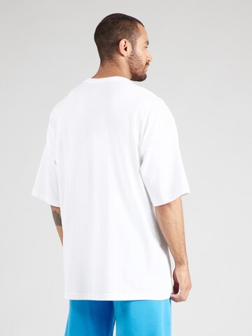 Nike Sportswear Shirt 'ESSNTL' in White