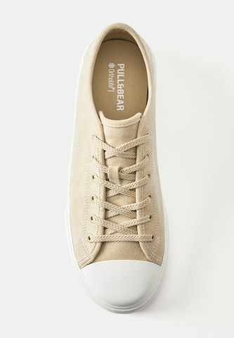 Pull&Bear Matalavartiset tennarit 'BAMBA' värissä beige