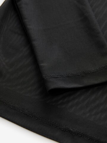 Next Shirt in Black