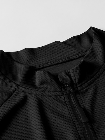MEETWEE Performance Shirt in Black