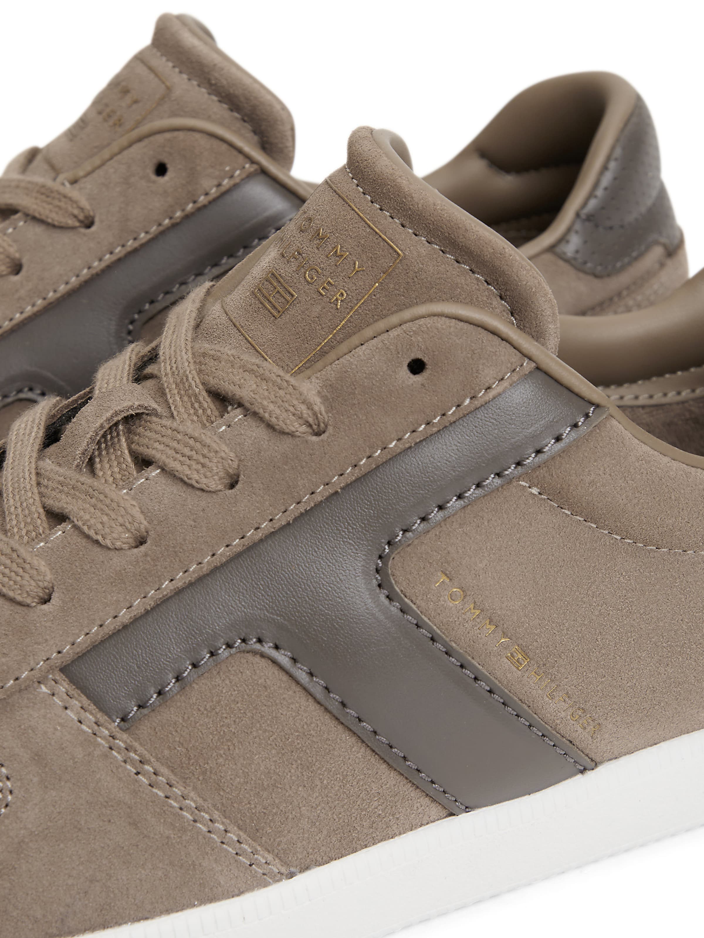 TOMMY HILFIGER Platform trainers 'TRIBECA' in Brown