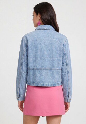 MYMO Between-Season Jacket in Blue