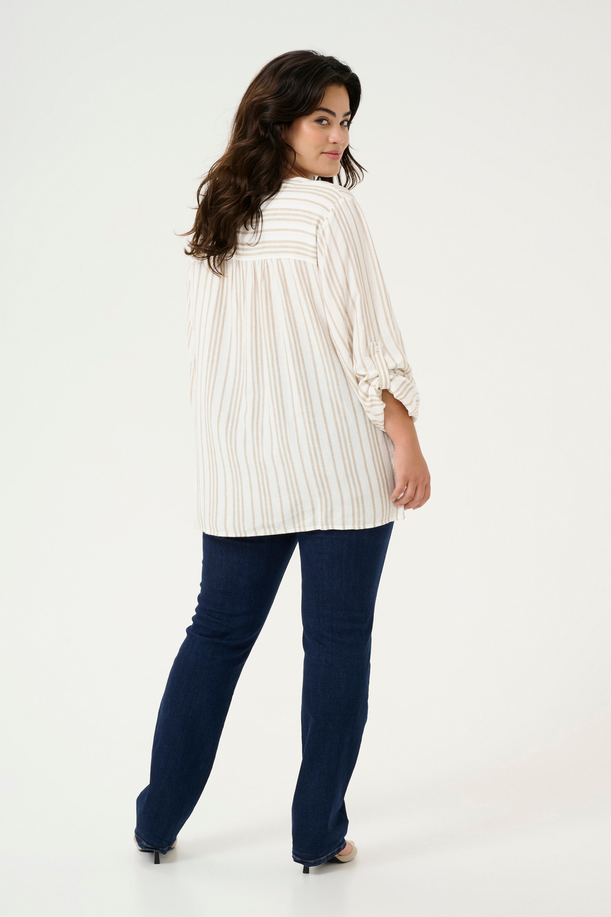 KAFFE CURVE Blouse 'Mille' in Beige