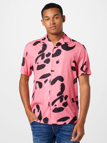 BURTON MENSWEAR LONDON Regular fit Button Up Shirt in Pink: front