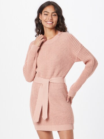 Femme Luxe Dress 'IQRA' in Pink: front