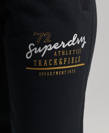 Effilé Pantalon 'Track & Field' Superdry en noir