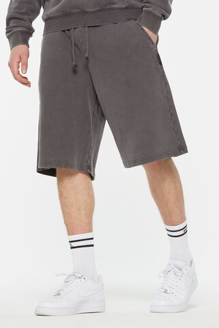 Harlem Soul Regular NI-ALL Sweatshorts in Grau: Vorderseite