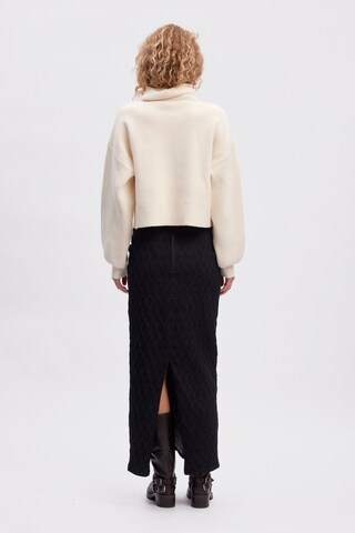 Gestuz Rock 'Rozerin' in Schwarz