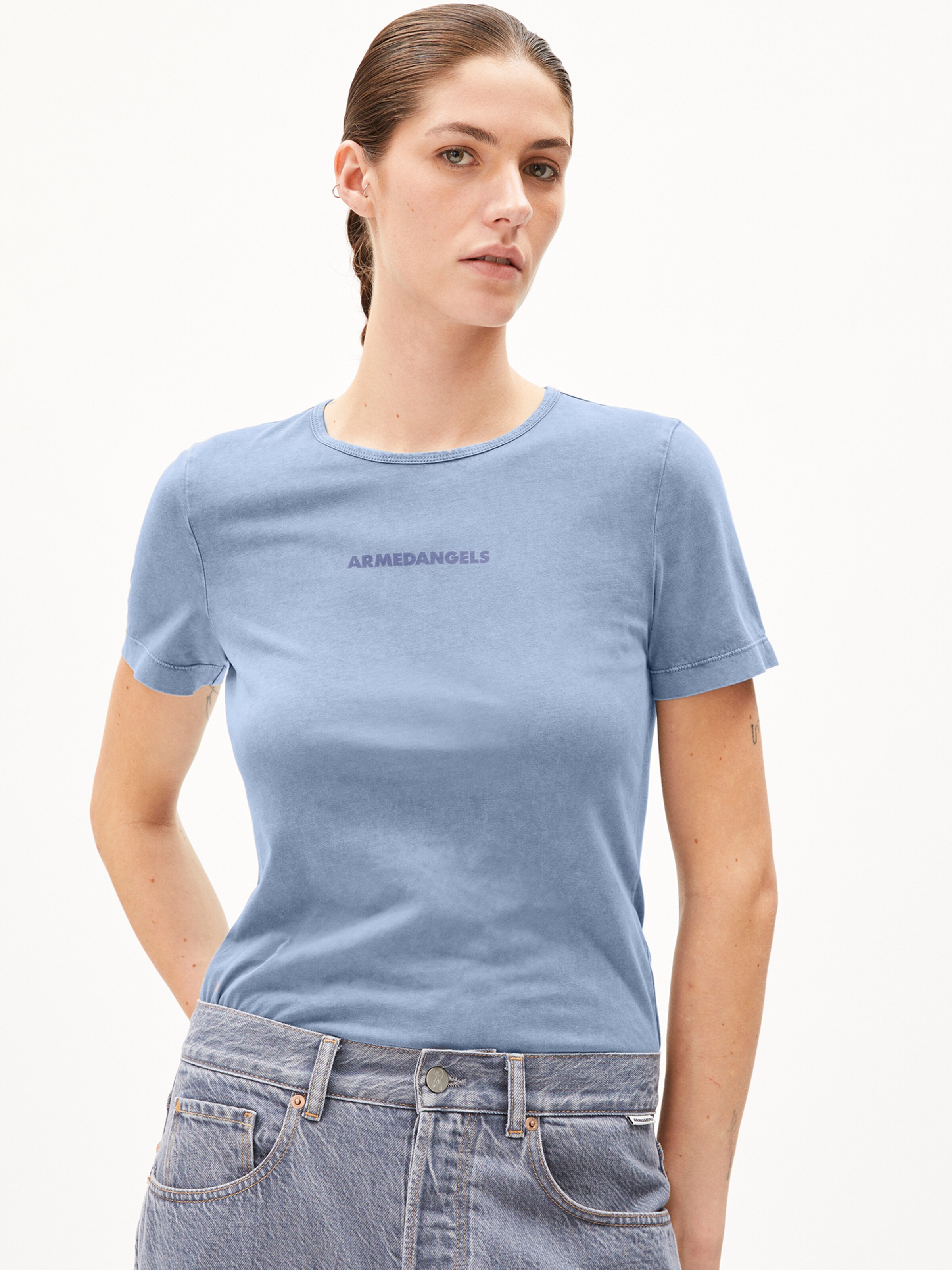 ARMEDANGELS Shirt 'EBAANORA' in Blauw: voorkant