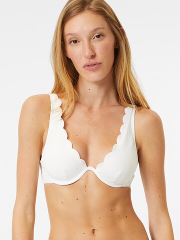 Hunkemöller T-shirt Bikinitop 'Scallop' in Wit: voorkant