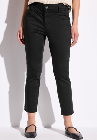 STREET ONE Slim fit Pants in Black: front