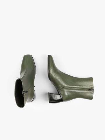 Scalpers Bootie 'Banana' in Green