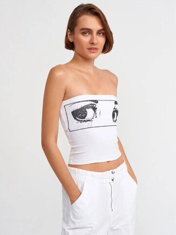 Dilvin Top in White: front