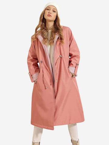 Bigdart Between-seasons coat in Pink: front