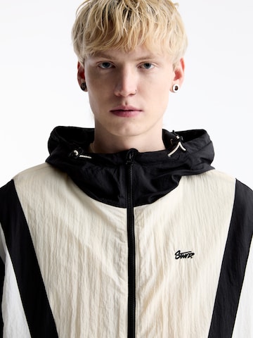 Pull&Bear Övergångsjacka i beige