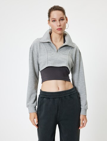 Koton Sweatshirt in Grijs: voorkant