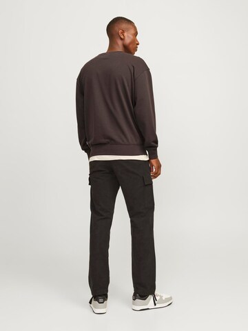 JACK & JONES - Sudadera 'JJECharge' en marrón