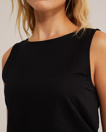 WE Fashion Top in Black