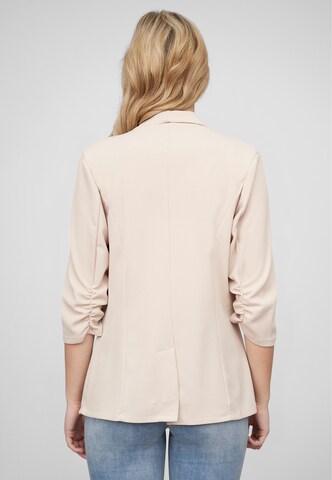 Blazer di Cloud5ive in beige