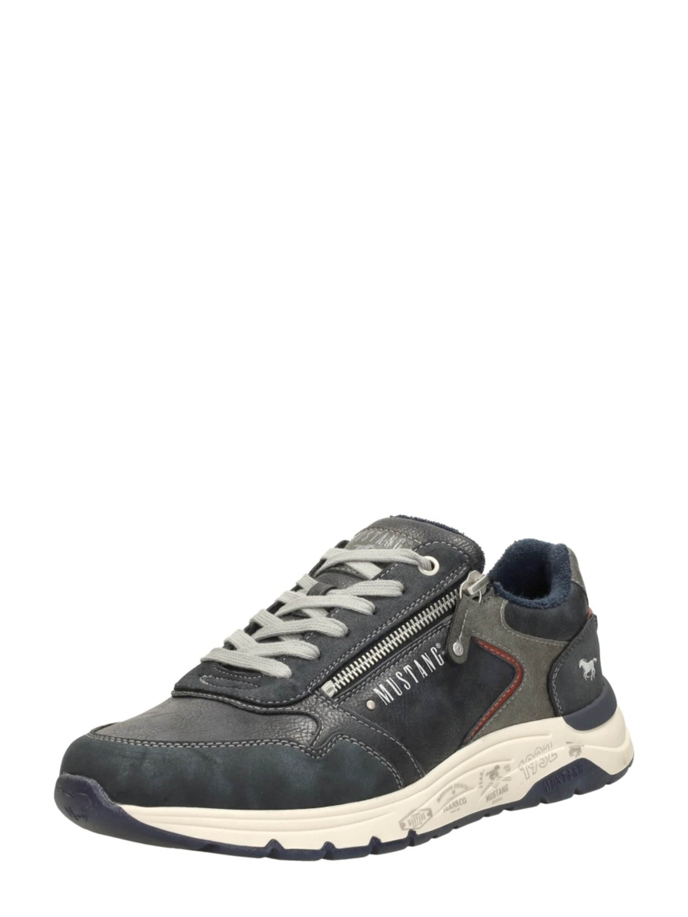 MUSTANG Sportieve veterschoen 'Veterschoenen Laag' in Blauw
