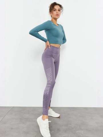 Top sportivo di Tommy Life in blu