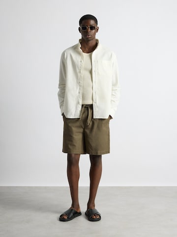 Burocs Regular fit Button Up Shirt in White