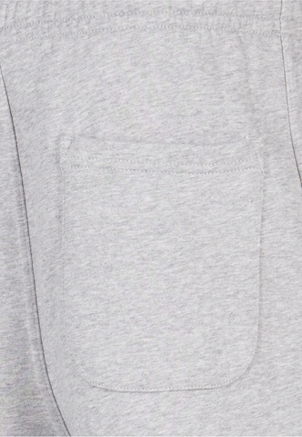 Loosefit Pantalon Urban Classics en gris