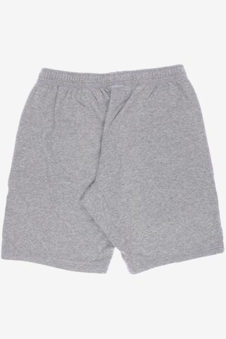 UMBRO Shorts 34 in Grau