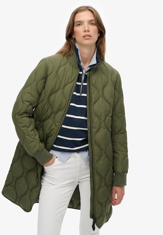 Superdry Tussenmantel in Groen: voorkant