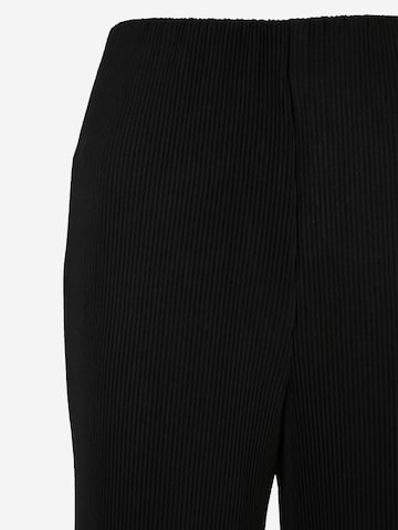 Vero Moda Tall Normalny krój Spodnie 'LICA' w kolorze czarny