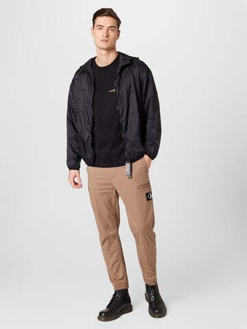 Calvin Klein Jeans Tapered Cargobroek in Beige