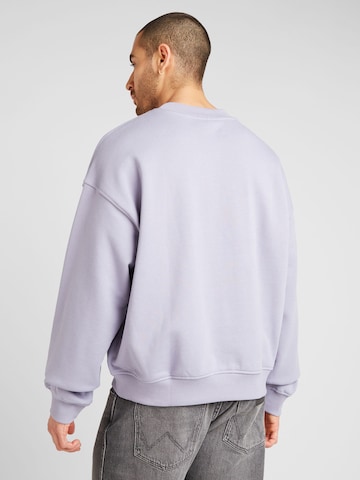 WEEKDAY Sweatshirt i lilla