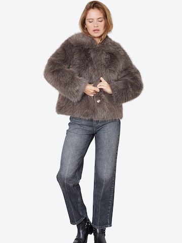 Veste d’hiver 'Kita' co'couture en marron