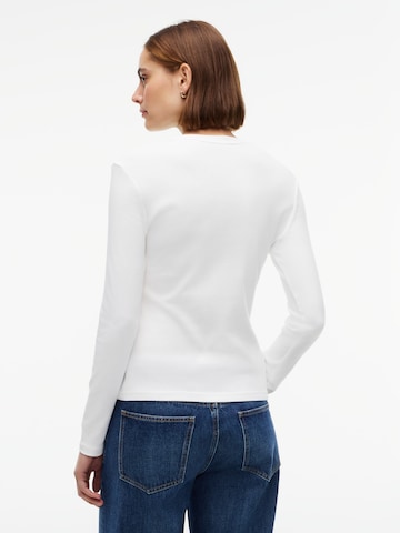 Tricou 'Cody' de la TOMMY HILFIGER pe alb