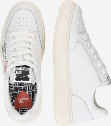 Baskets basses Love Moschino en blanc