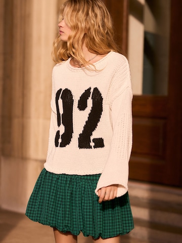 Next Trui in Beige