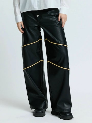 Résumé Regular Housut ' HeraRS ' värissä musta: etupuoli