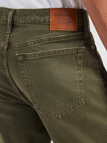 Abercrombie & Fitch Regular Jeans i grön