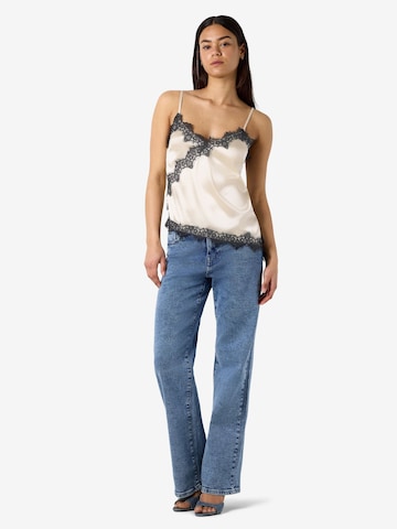 Noisy may Top in Beige