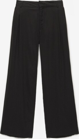 Pull&Bear Wide leg Pleat-front trousers in Black: front