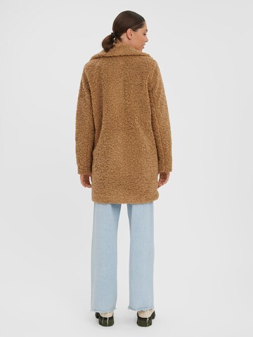 VERO MODA Between-seasons coat 'KYLIE' in Brown