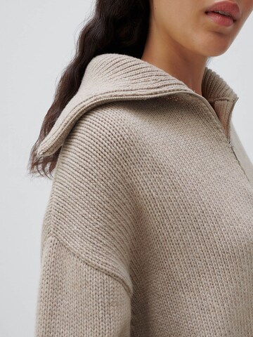 Pullover 'Valentina' di ABOUT YOU x Marie von Behrens in beige