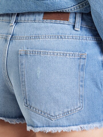 ONLY Regular Shorts 'ONLDEMY' in Blau