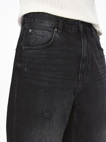 Pull&Bear Loosefit Jeans in Zwart