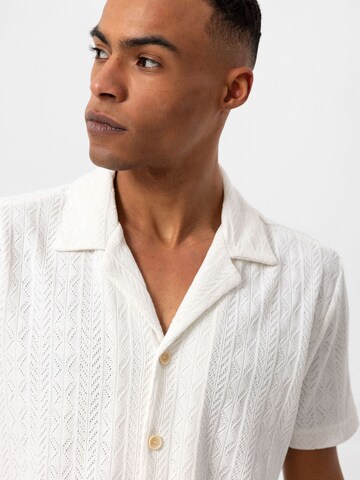 Antioch Comfort fit Button Up Shirt in White
