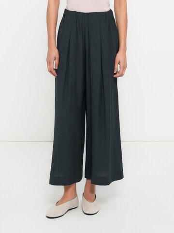 Regular Pantalon à plis 'ISLA MINIMA' sessun en vert : devant