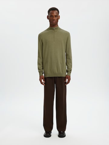 SELECTED - Ajuste regular Jersey 'SLHBERG' en verde