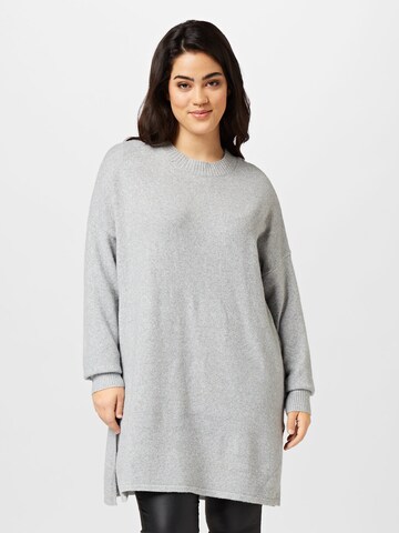 Vero Moda Curve Pullover 'DOFFY' i grå: forside